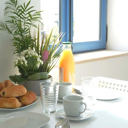 Centre Les Sables - Jet D'Eau - T2 Sauveterre Apartman Kültér fotó