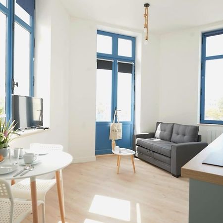 Centre Les Sables - Jet D'Eau - T2 Sauveterre Apartman Kültér fotó