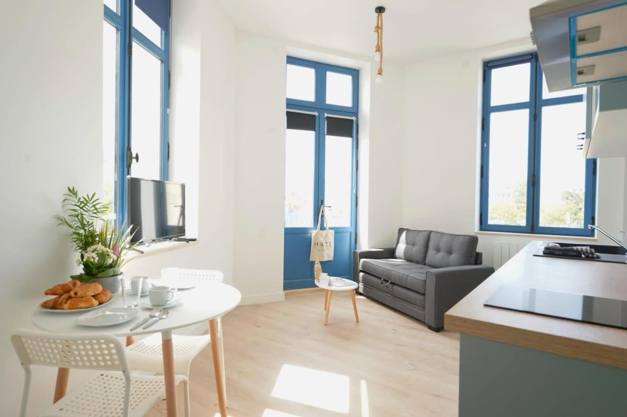 Centre Les Sables - Jet D'Eau - T2 Sauveterre Apartman Kültér fotó
